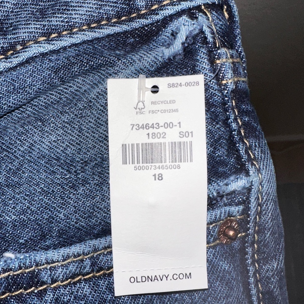 NWT Old Navy High Rise OG Straight Jeans Patched​​​ - Picture 3 of 7